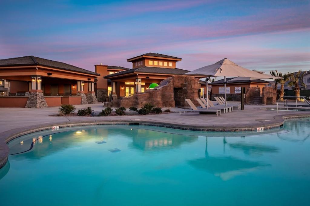 Zion Village 339 3 Bed, 2 And A Half Bath, Game Systems, Mister System, And Community Pool Hurricane Bagian luar foto