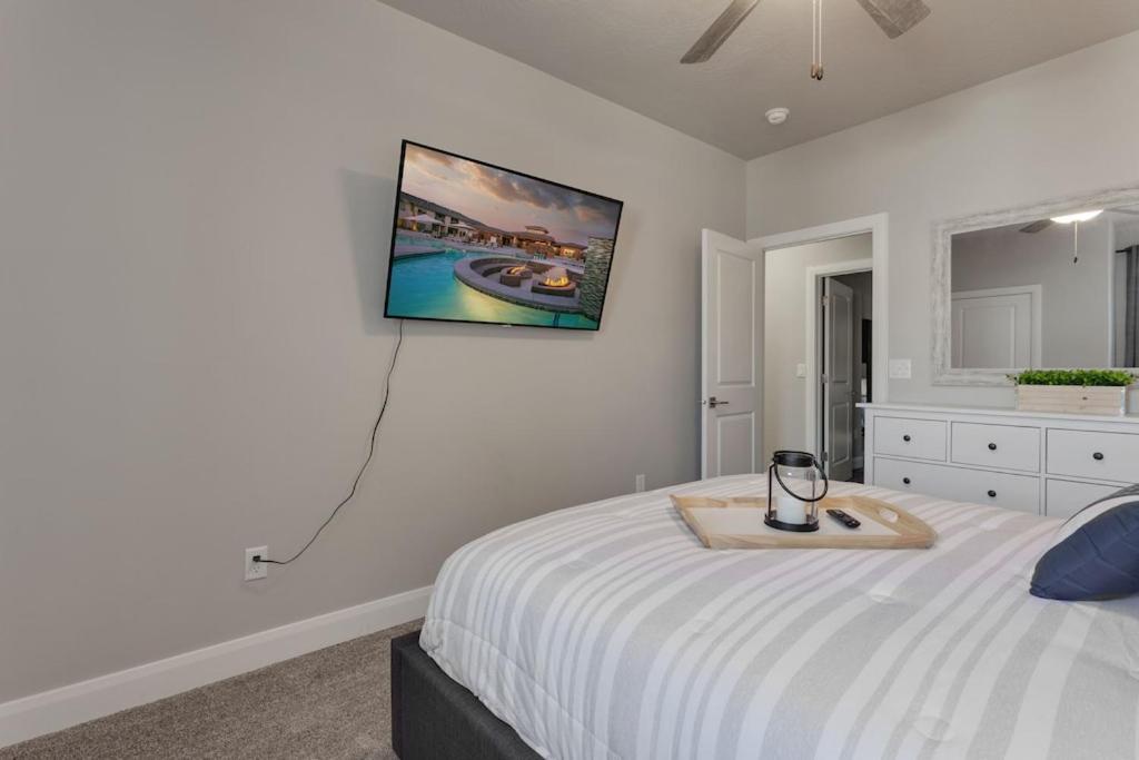 Zion Village 339 3 Bed, 2 And A Half Bath, Game Systems, Mister System, And Community Pool Hurricane Bagian luar foto